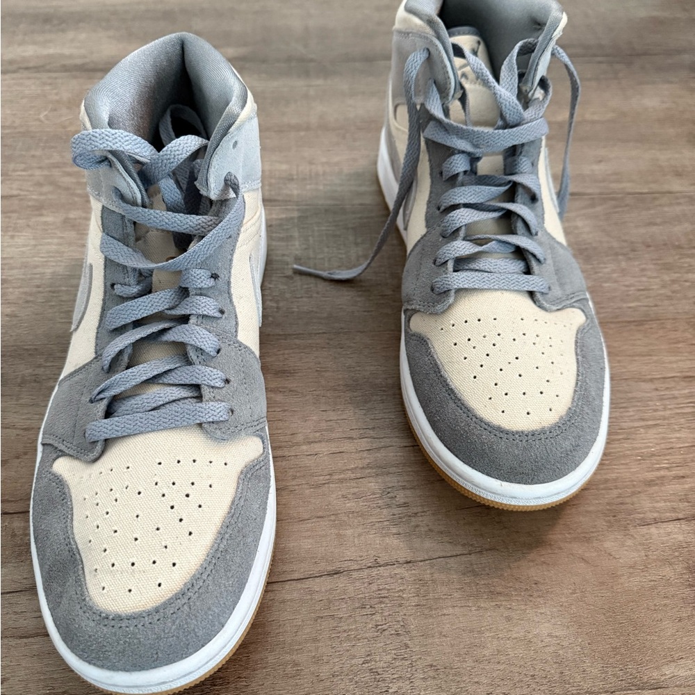 Men's Air Jordan Retro 1 Mid SE Casual Shoes